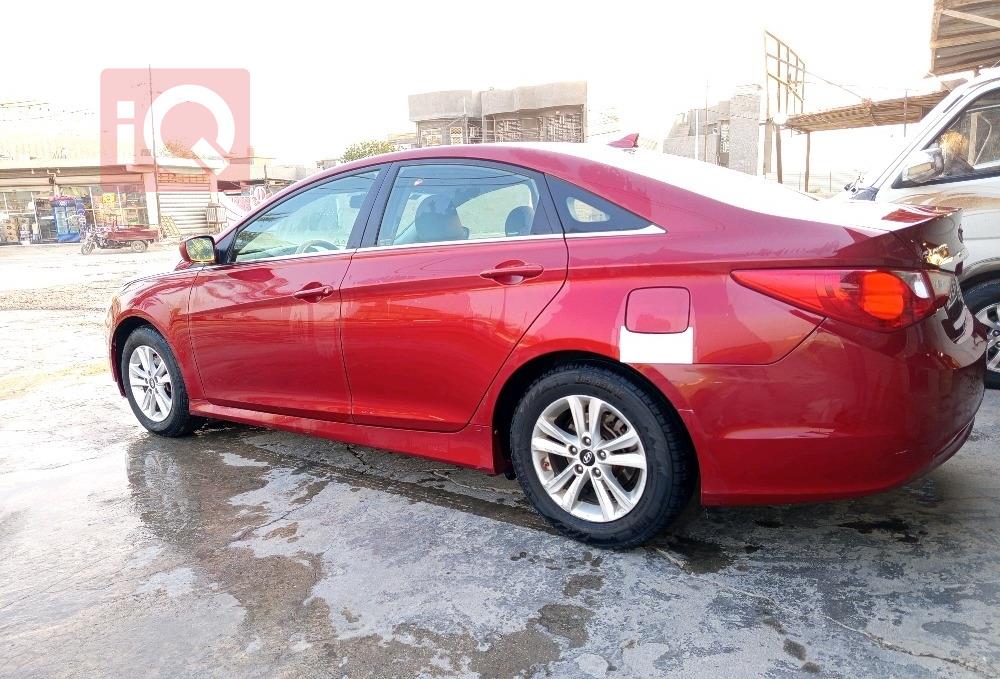 هیوندای سۆناتا